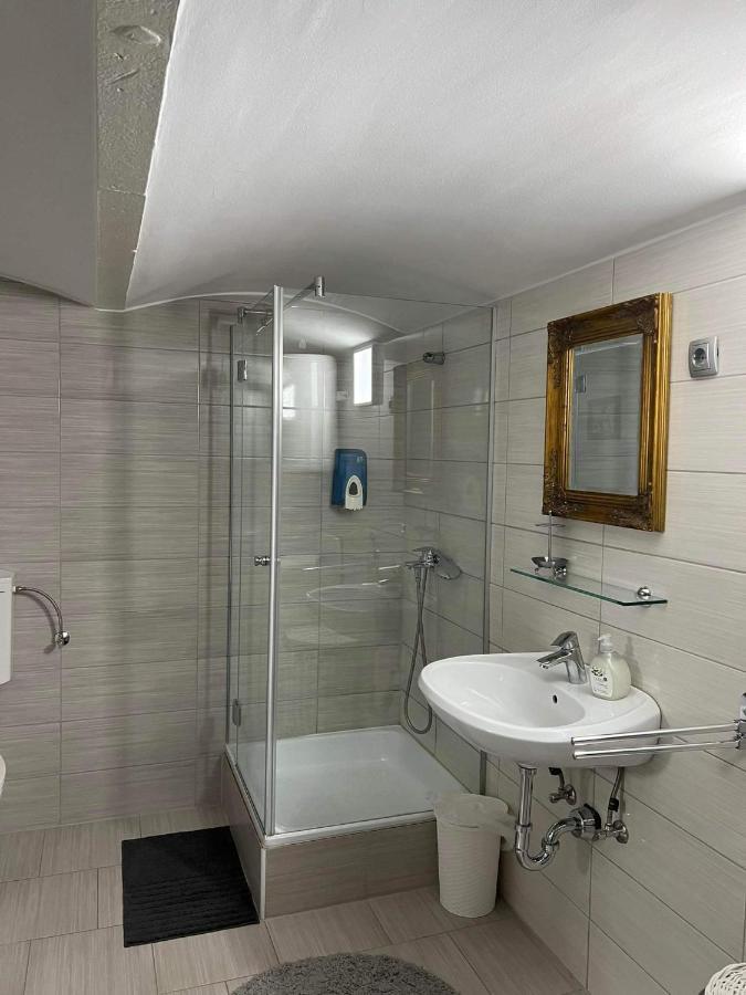 Apartma "Happy Scotts" Starše Exteriér fotografie