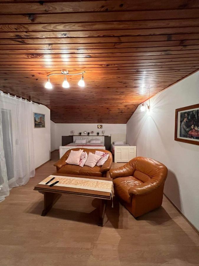 Apartma "Happy Scotts" Starše Exteriér fotografie