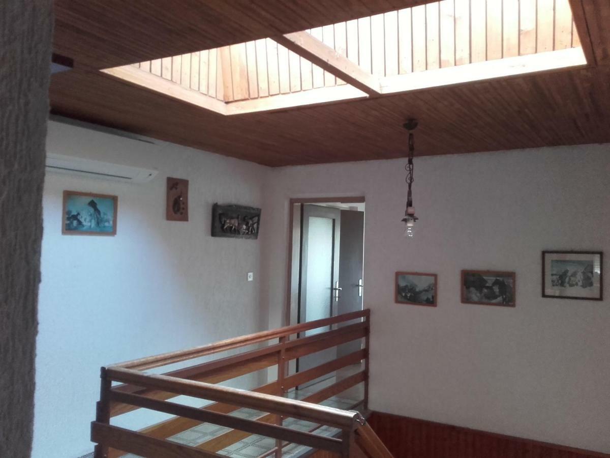 Apartma "Happy Scotts" Starše Exteriér fotografie